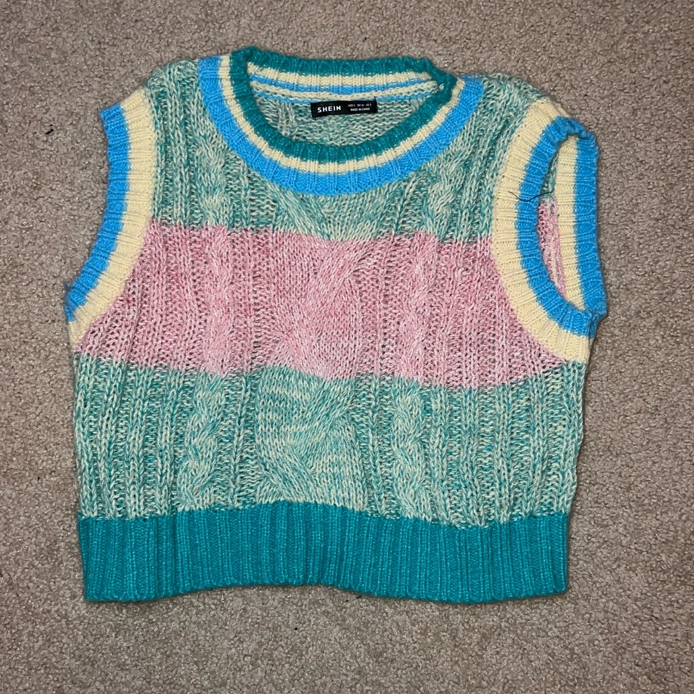 sweater vest